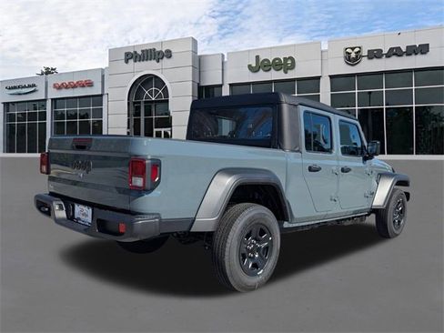 New 2026 Jeep Gladiator Sport image 4