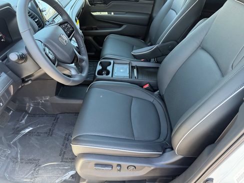 New 2026 Honda Odyssey Elite image 13