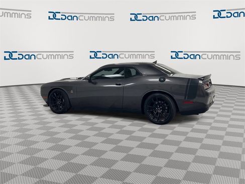 Used 2022 Dodge Challenger R/T Scat Pack w/ Dynamics Package image 6