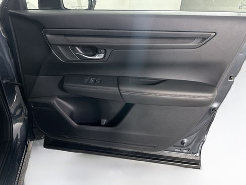 Used 2025 Honda CR-V Sport image 32