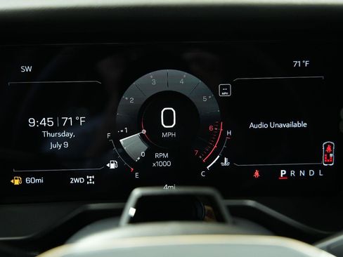 New 2026 GMC Acadia Denali Ultimate w/ LPO, Floor Liner Package AWD/4WD image 39