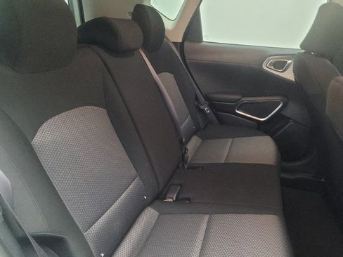 Used 2020 Kia Soul LX FWD image 19