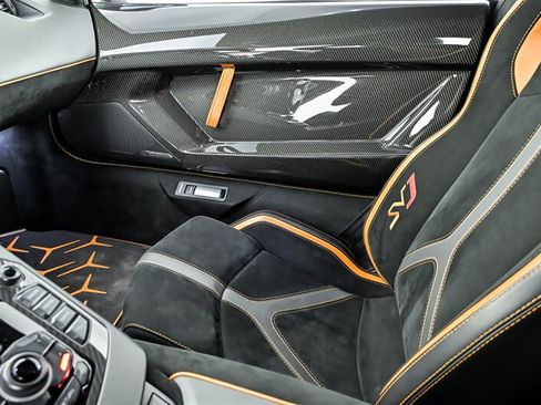 Used 2019 Lamborghini Aventador SVJ AWD/4WD image 37