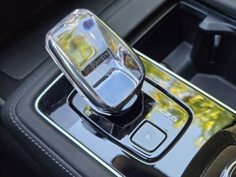 New 2025 Volvo XC90 T8 Plus w/ Protection Package Premier image 29