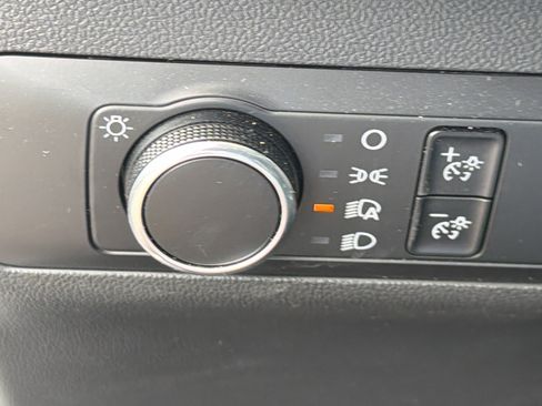 Used 2025 Ford Escape Active AWD/4WD image 24