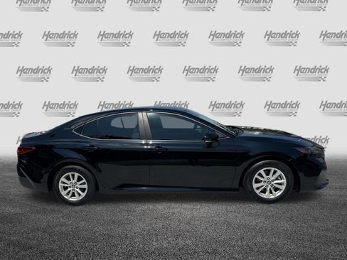 Used 2025 Toyota Camry LE w/ Convenience Package FWD image 11