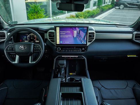 New 2026 Toyota Tundra Limited image 12