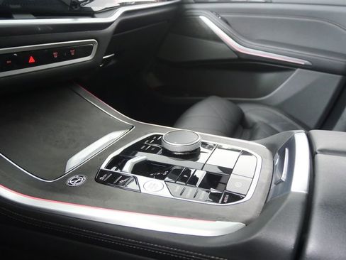 Used 2024 BMW X5 sDrive40i RWD image 23
