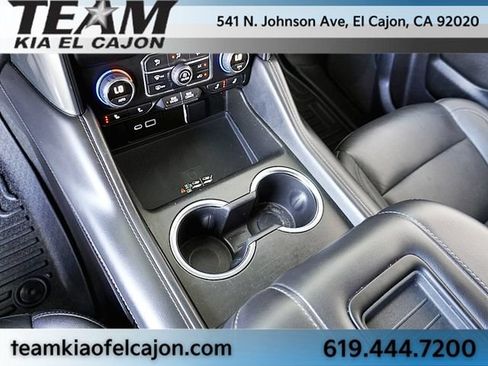 Used 2022 Chevrolet Suburban Z71 AWD/4WD image 34