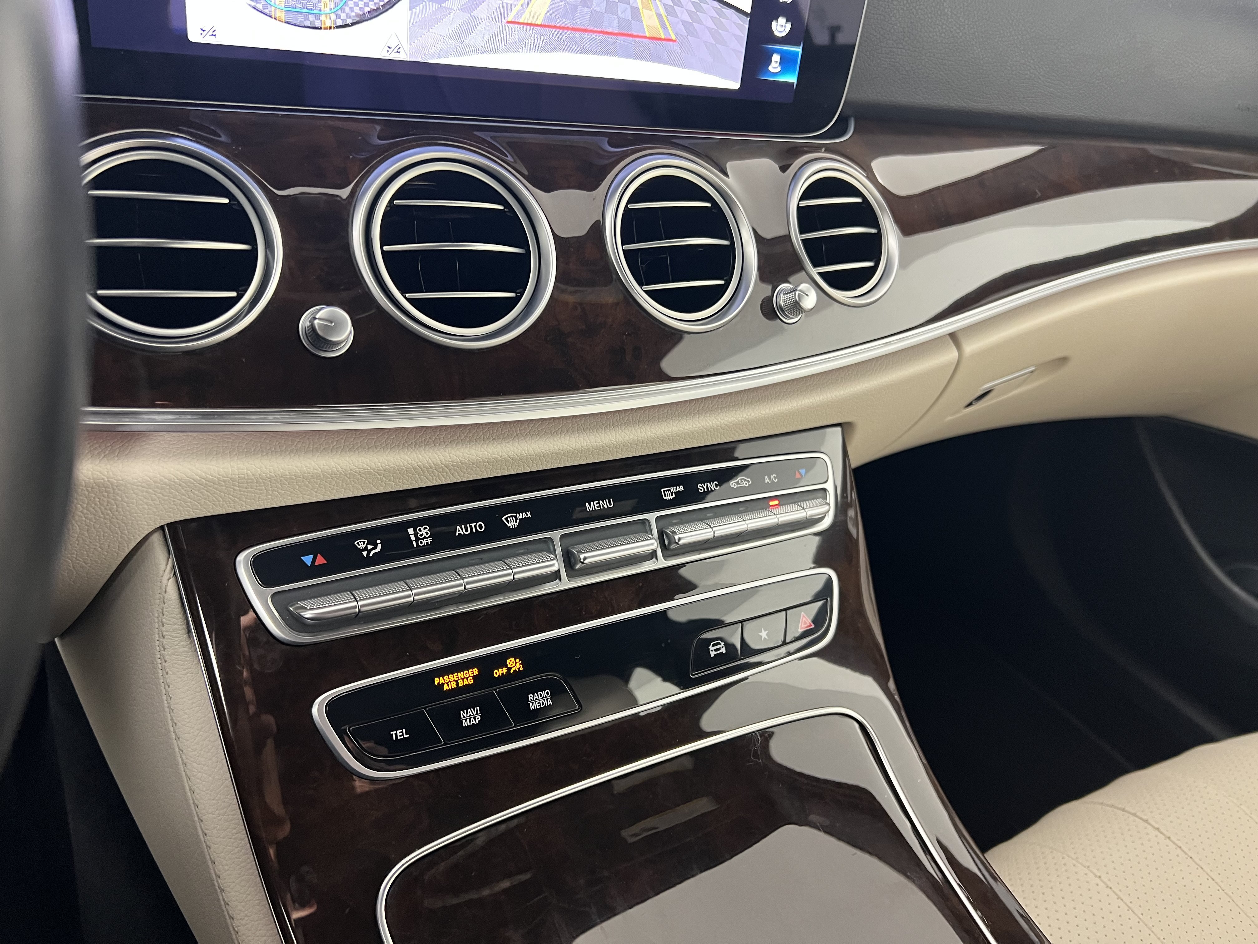 Certified 2022 Mercedes-Benz E 450 4MATIC Sedan image 32