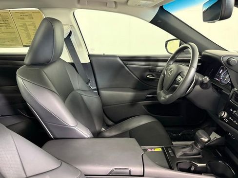 Used 2023 Lexus ES 350 w/ Premium Package image 32