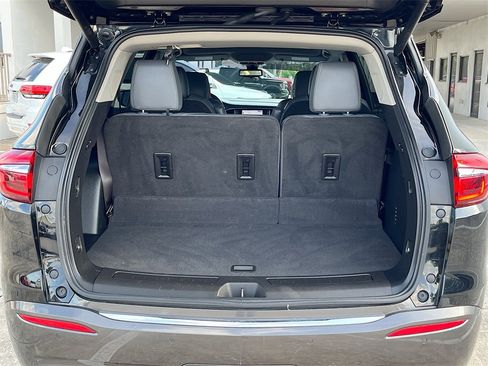 Used 2021 Buick Enclave Premium w/ Surround and Sites Package image 27