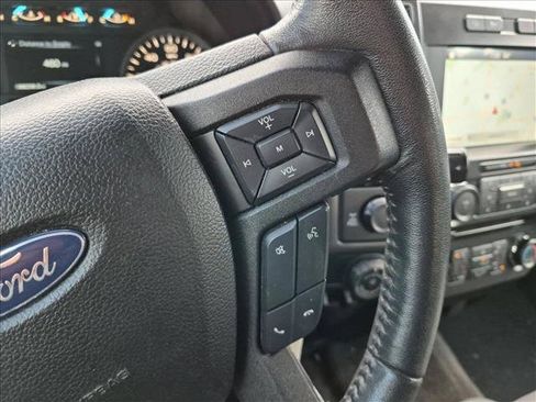 Used 2018 Ford F150 XLT w/ Equipment Group 302A Luxury AWD/4WD image 16