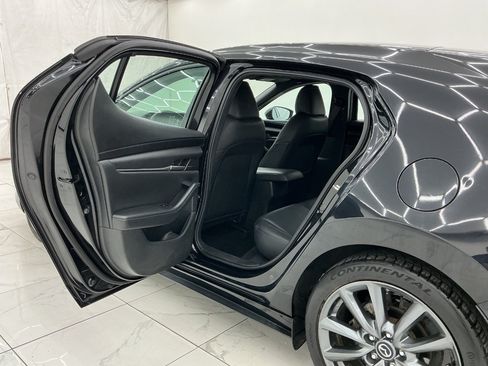 Used 2021 MAZDA MAZDA3 s FWD image 22