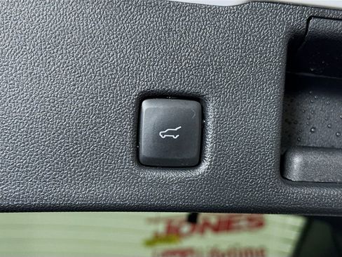 Used 2024 Ford Escape Active AWD/4WD image 28