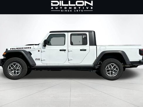Used 2025 Jeep Gladiator Rubicon AWD/4WD image 8