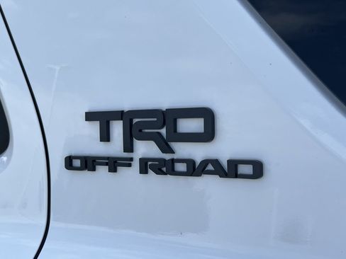 Used 2025 Toyota 4Runner TRD Off-Road Premium w/ Tow Technology Package AWD/4WD image 5