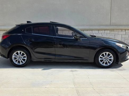 Used 2014 MAZDA MAZDA3 i Touring w/ Technology Package FWD image 2