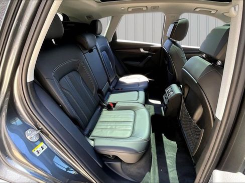 Used 2023 Audi Q5 2.0T Premium Plus w/ Premium Plus Package AWD/4WD image 25
