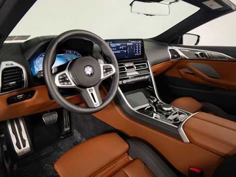 Used 2026 BMW M850i xDrive Convertible AWD/4WD image 18
