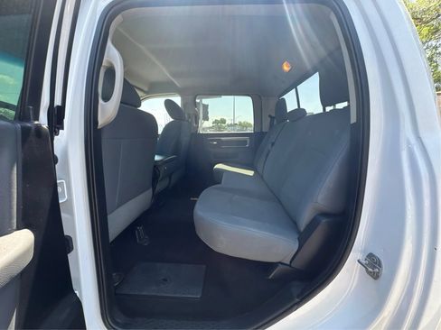 Used 2016 RAM 2500 SLT AWD/4WD image 10