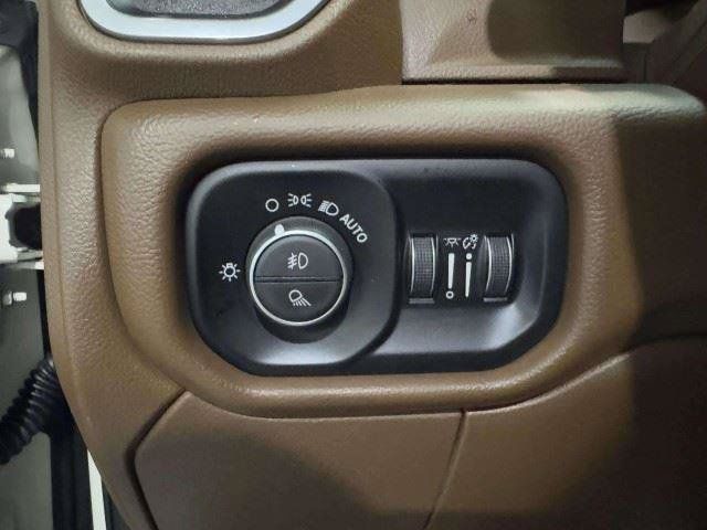 Used 2020 RAM 2500 Laramie AWD/4WD image 39