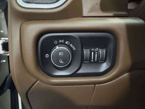 Used 2020 RAM 2500 Laramie AWD/4WD image 39