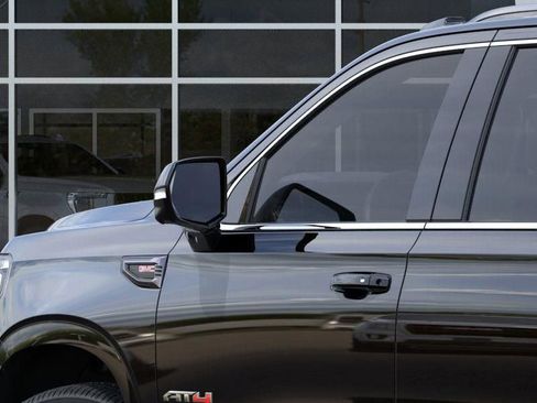 New 2026 GMC Yukon XL AT4 Ultimate AWD/4WD image 12