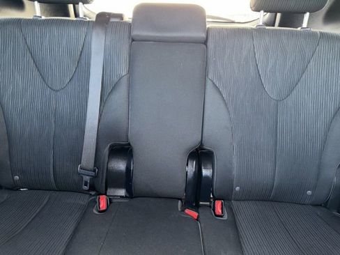 Used 2013 Toyota Venza LE image 16