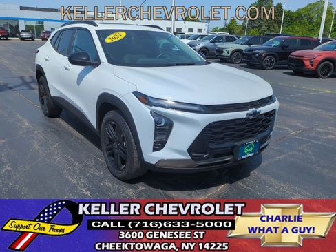 Certified 2024 Chevrolet Trax ACTIV w/ Sunroof Package FWD image 1