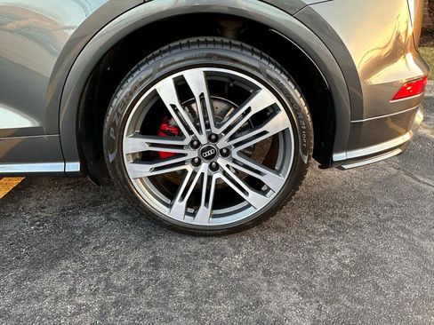 Used 2018 Audi SQ5 Prestige w/ Prestige Package image 8