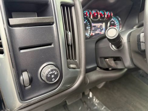 Used 2014 Chevrolet Silverado 1500 LT w/ LT Convenience Package image 11