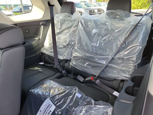 New 2026 Honda Pilot EX-L image 17