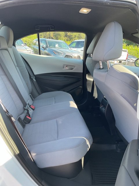 Used 2025 Toyota Corolla SE FWD image 18