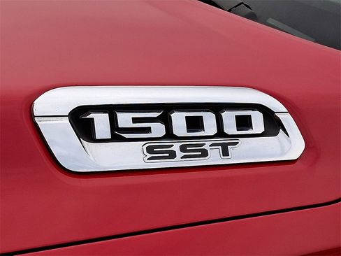 Used 2025 RAM 1500 Big Horn image 12