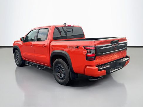 Used 2025 Nissan Frontier Pro-X RWD image 5
