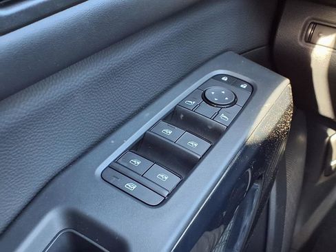 New 2026 Nissan Pathfinder SV FWD image 17