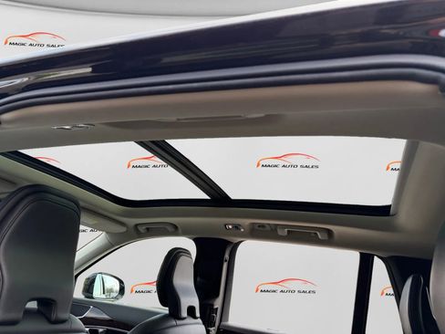 Used 2019 Volvo XC90 T5 Momentum image 37