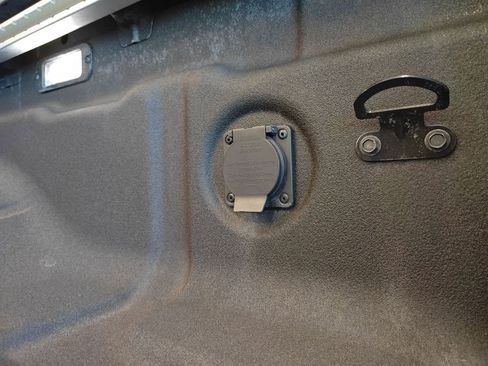 New 2026 Nissan Frontier PRO-4X w/ Pro-4x Convenience Package image 13