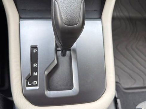 Used 2025 Subaru Forester AWD/4WD image 13