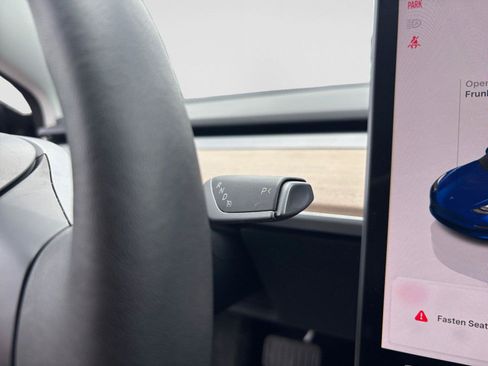 Used 2023 Tesla Model 3 Standard Range RWD image 28