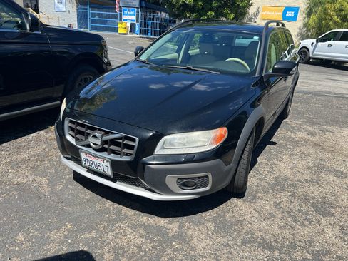 Used 2010 Volvo XC70 3.2 AWD/4WD image 3