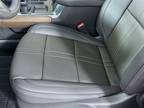 New 2026 Chevrolet Silverado 1500 High Country w/ High Country Premium Package image 15