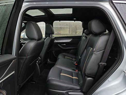 Used 2025 MAZDA CX-90 3.3 Turbo S w/ Premium Package image 10