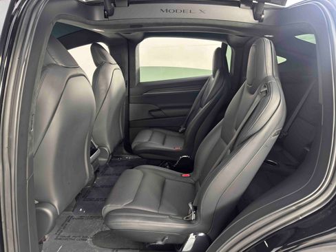 Used 2022 Tesla Model X image 44