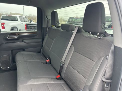 Used 2025 Chevrolet Silverado 2500 LT w/ Convenience Package image 35