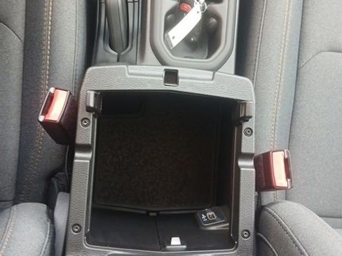 New 2025 Jeep Gladiator Sport image 36