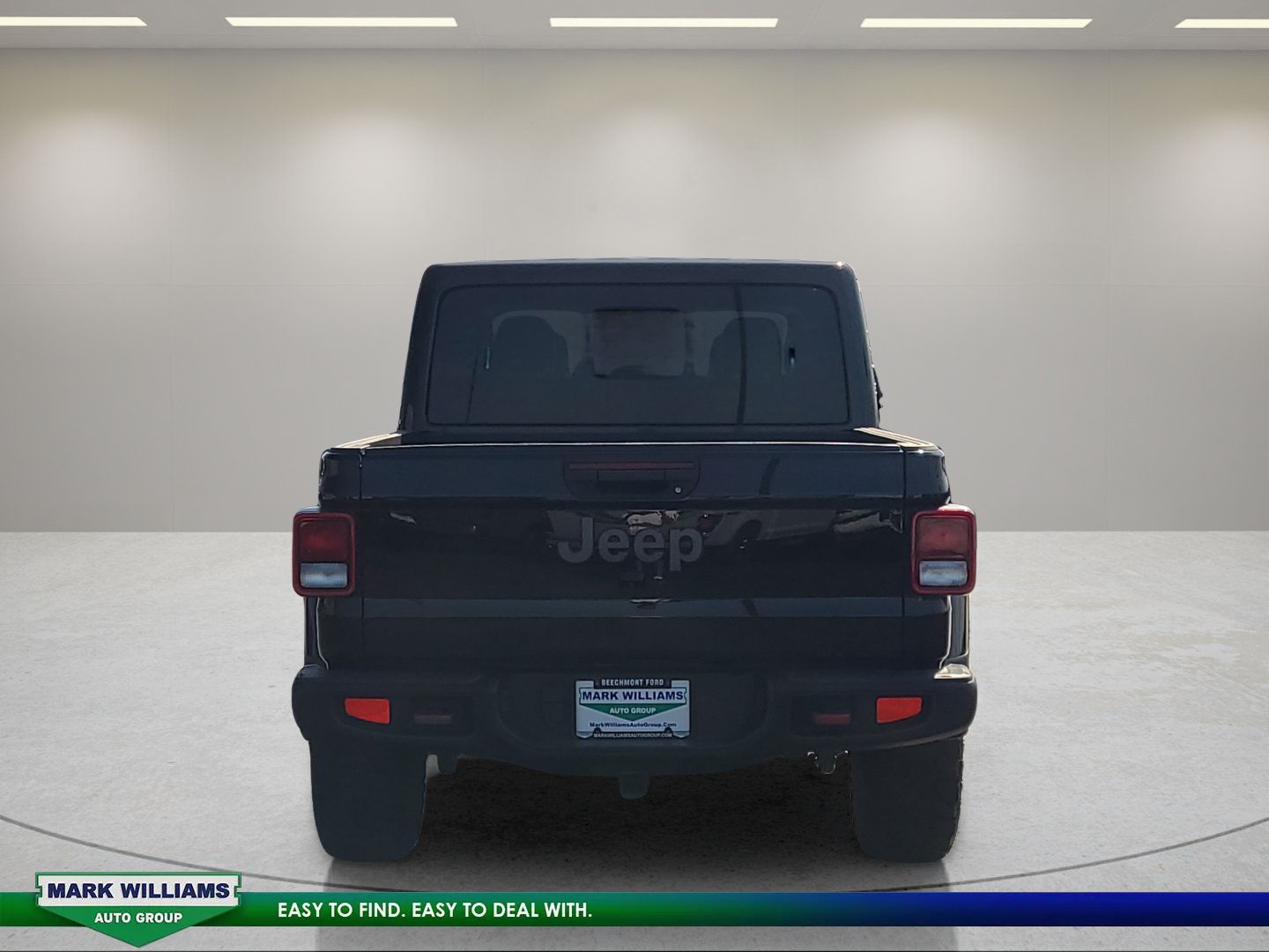 Used 2022 Jeep Gladiator Rubicon w/ Cold Weather Group AWD/4WD image 5