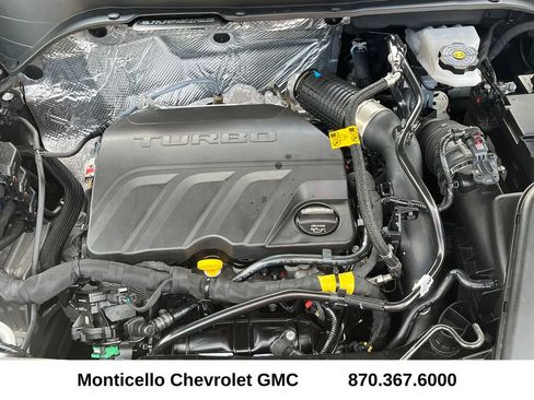 Used 2025 Chevrolet Trax LS FWD image 28