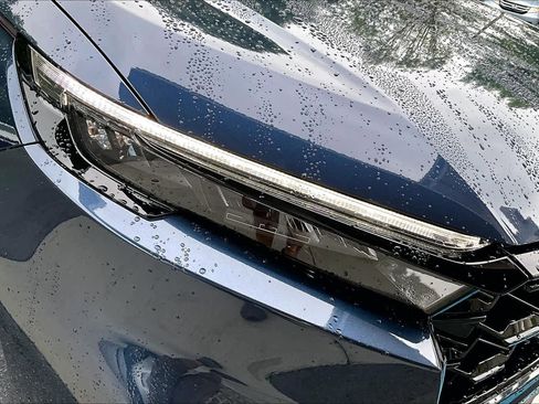 Used 2023 Honda CR-V Sport Touring image 28